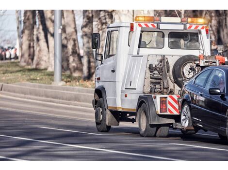 Reboque 24 Horas na Avenida Engenheiro Caetano Álvares