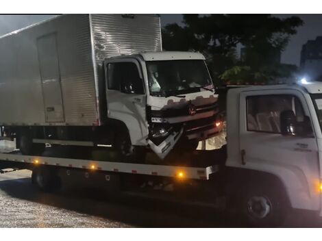 Guincho de Caminhões 24 Horas em Santo Amaro